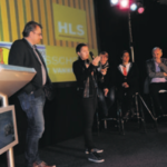 Hans Houweling van HLS ontvangt prijs